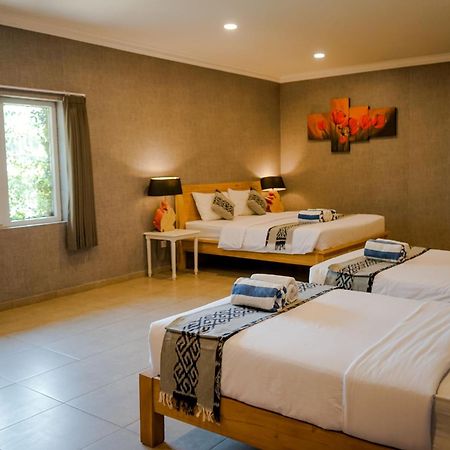 Coconut Lodge Resort Jepara Kültér fotó
